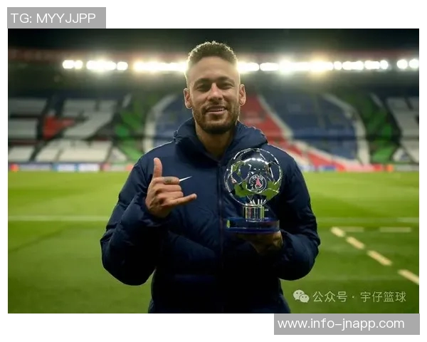 马卡报道恩德里克本周与里昂合练预计12日对阵里尔迎来首场比赛