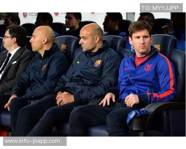 小贝与梅西合影留念为赛季画上完美句点难忘瞬间永存心间